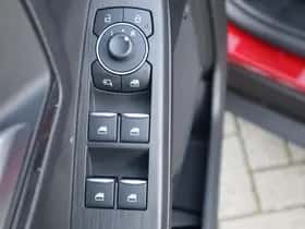 Ford Kuga (2024) thumbnail 32