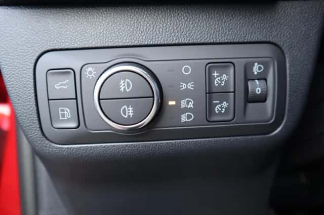 Ford Kuga (2024) thumbnail 35