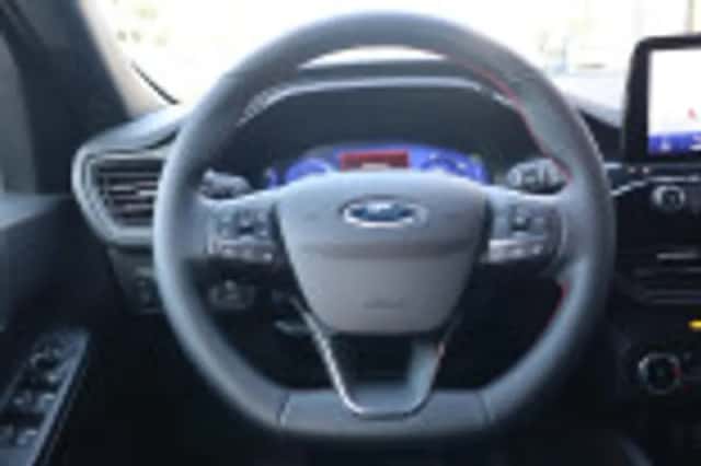 Ford Kuga (2024) thumbnail 73