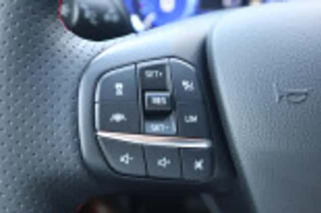 Ford Kuga (2024) thumbnail 79