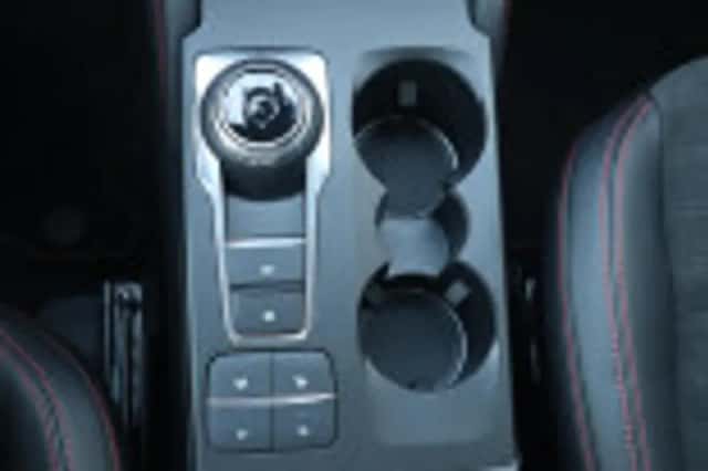 Ford Kuga (2024) thumbnail 87