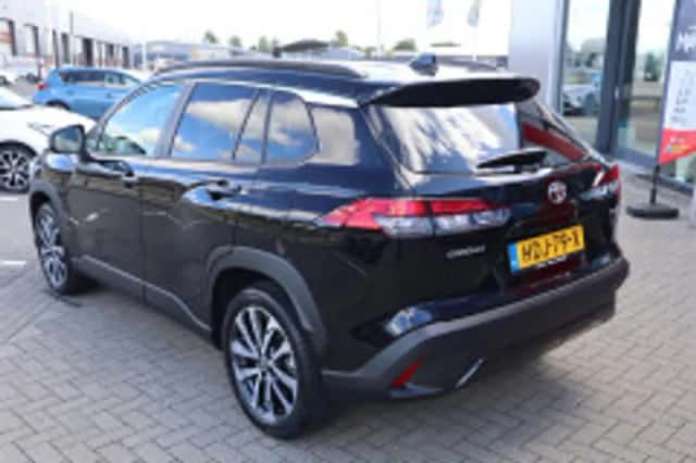Toyota Corolla (2025) thumbnail 3