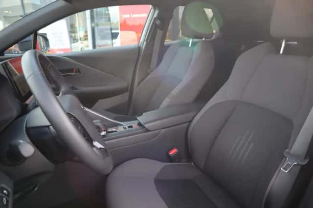 Toyota C hr (2025) thumbnail 23
