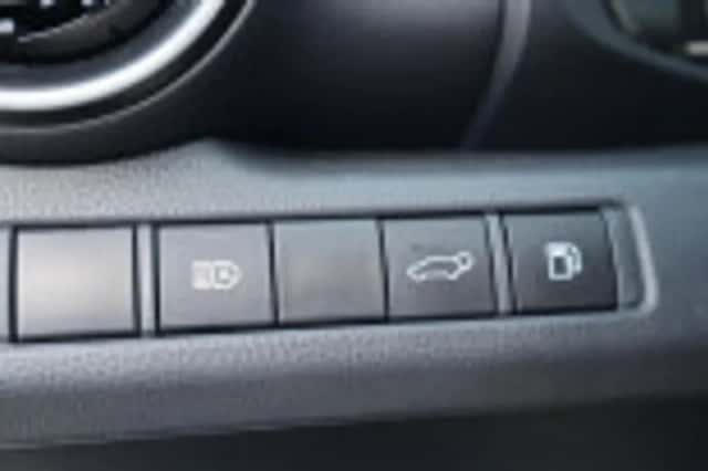 Toyota C hr (2025) thumbnail 56