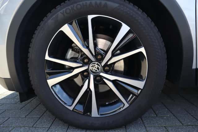 Toyota C hr (2024) thumbnail 19
