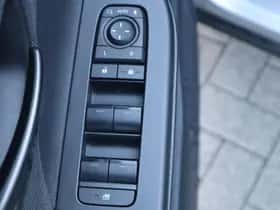 Toyota C hr (2024) thumbnail 23