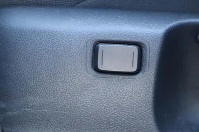 Toyota C hr (2024) thumbnail 24