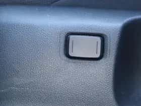 Toyota C hr (2024) thumbnail 24