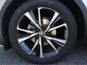 Toyota C hr (2024) thumbnail 52