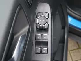 Ford Kuga (2025) thumbnail 29