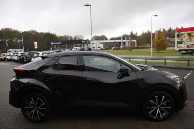 Toyota C hr (2025) thumbnail 15