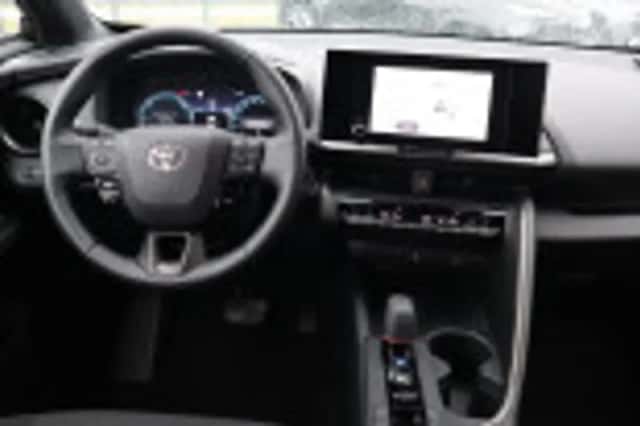 Toyota C hr (2025) thumbnail 61