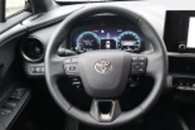 Toyota C hr (2025) thumbnail 62