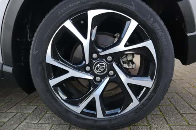 Toyota C hr (2020) thumbnail 17