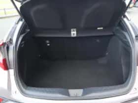 Toyota C hr (2020) thumbnail 5