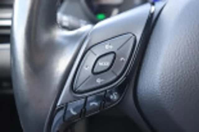 Toyota C hr (2020) thumbnail 61