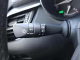 Toyota C hr (2020) thumbnail 63