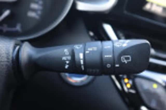 Toyota C hr (2020) thumbnail 64