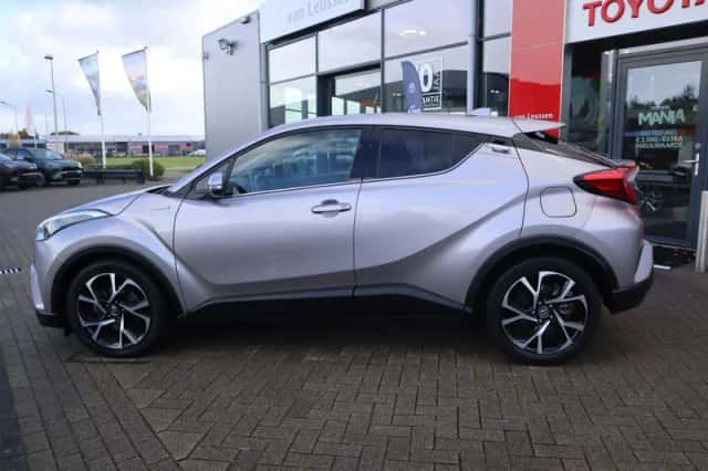 Toyota C hr (2020) thumbnail 8