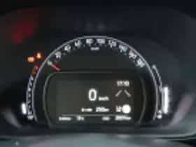 Toyota Aygo X (2024) thumbnail 59