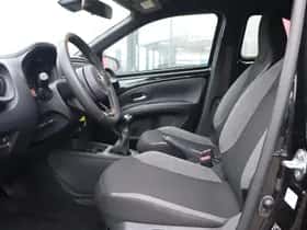 Toyota Aygo X (2025) thumbnail 17