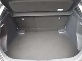 Toyota C hr (2025) thumbnail 12