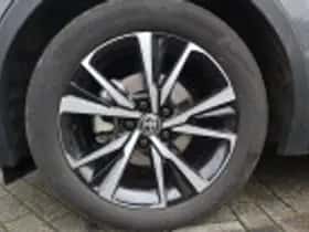 Toyota C hr (2025) thumbnail 54