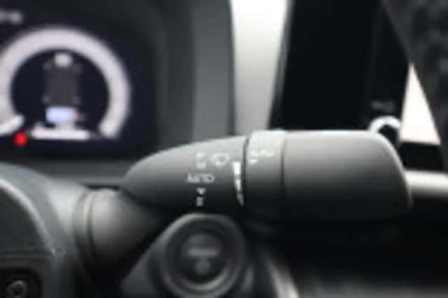 Toyota C hr (2025) thumbnail 67