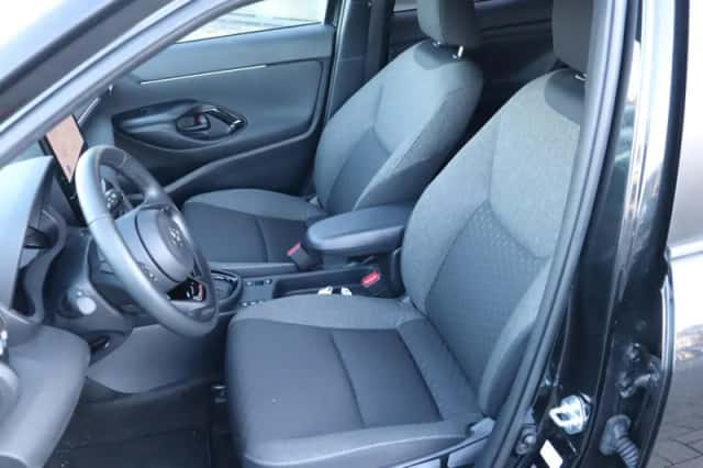 Toyota Yaris Cross (2024) thumbnail 19