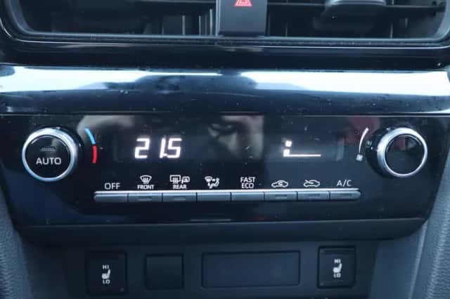 Toyota Yaris Cross (2024) thumbnail 36