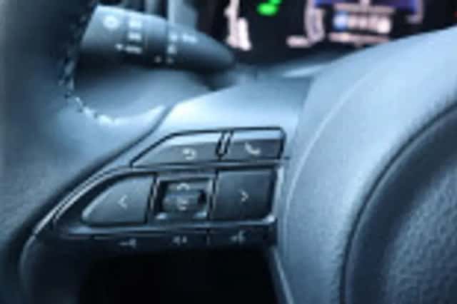 Toyota Yaris Cross (2024) thumbnail 59