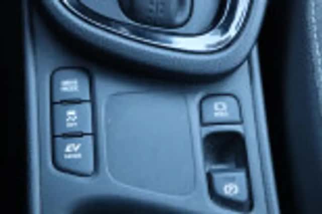 Toyota Yaris Cross (2024) thumbnail 66