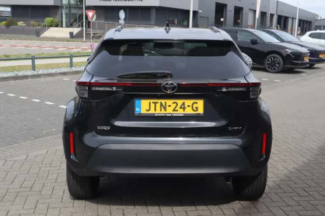 Toyota Yaris Cross (2024) thumbnail 10