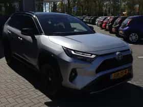 Toyota RAV4 (2024) thumbnail 17