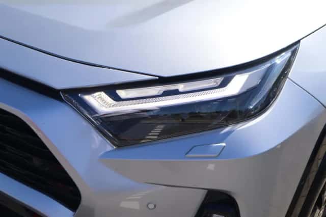 Toyota RAV4 (2024) thumbnail 19