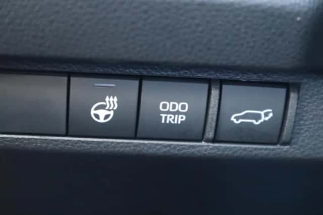 Toyota RAV4 (2024) thumbnail 30