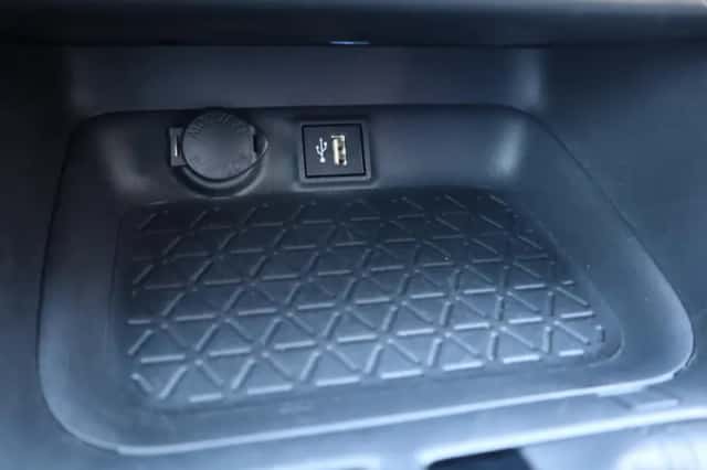 Toyota RAV4 (2024) thumbnail 39
