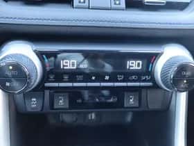 Toyota RAV4 (2024) thumbnail 41