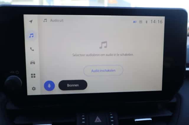 Toyota RAV4 (2024) thumbnail 42