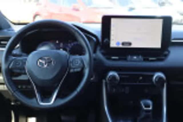 Toyota RAV4 (2024) thumbnail 64