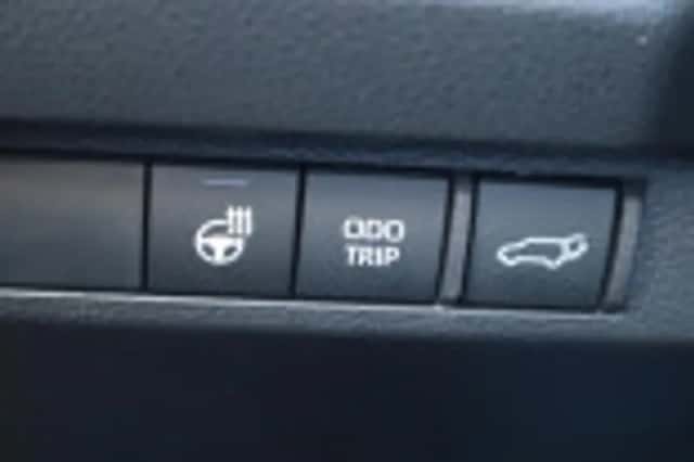 Toyota RAV4 (2024) thumbnail 69