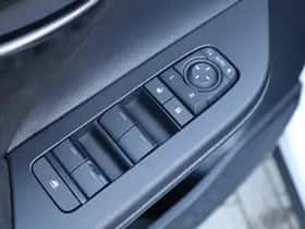 Toyota C hr (2026) thumbnail 25