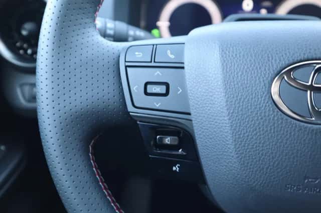 Toyota C hr (2026) thumbnail 31