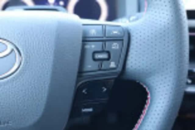 Toyota C hr (2026) thumbnail 74