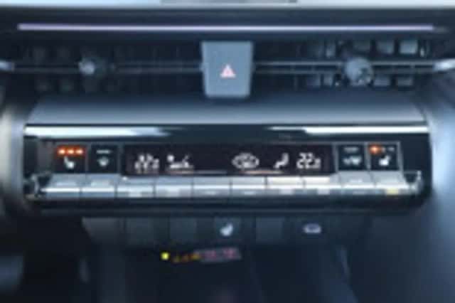 Toyota C hr (2026) thumbnail 84