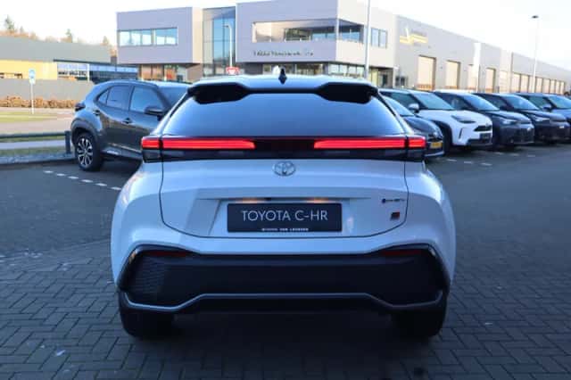 Toyota C hr (2026) thumbnail 10