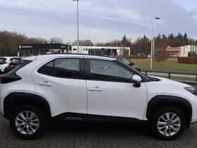 Toyota Yaris Cross (2024) thumbnail 13