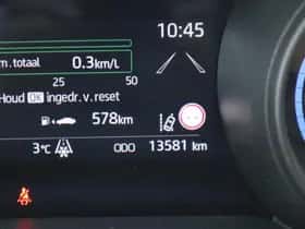 Toyota Yaris Cross (2024) thumbnail 30