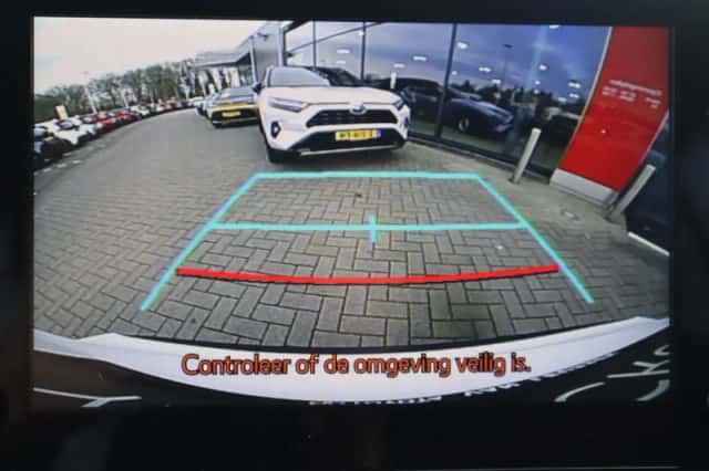 Toyota Yaris Cross (2024) thumbnail 37