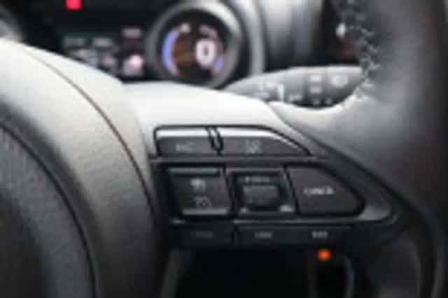 Toyota Yaris Cross (2024) thumbnail 59